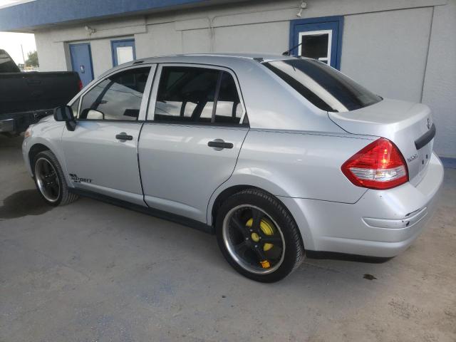 3N1CC1AP2BL382319 - 2011 NISSAN VERSA S Gümüş foto 2