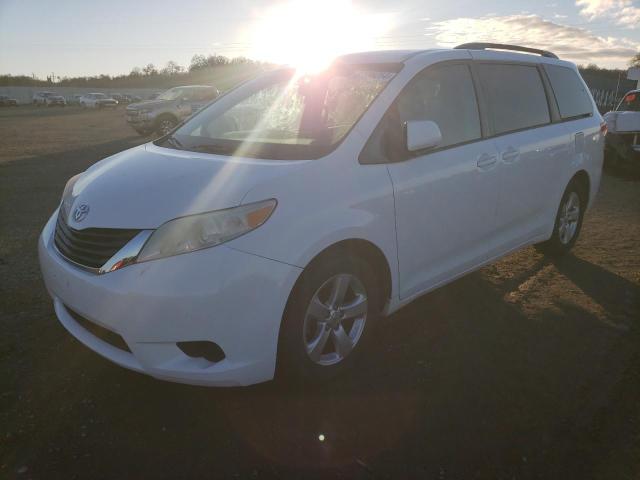 2014 TOYOTA SIENNA LE, 