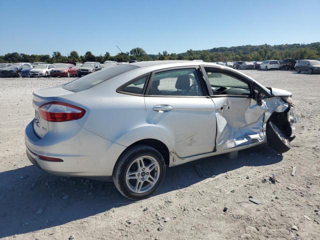 3FADP4BJ8KM153323 - 2019 FORD FIESTA SE 银色 照片 3