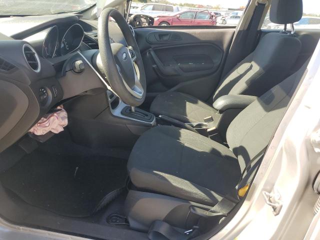 3FADP4BJ8KM153323 - 2019 FORD FIESTA SE 银色 照片 7