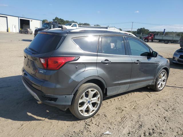 1FMCU0J98KUC57266 - 2019 FORD ESCAPE TITANIUM შავი ფოტო 3