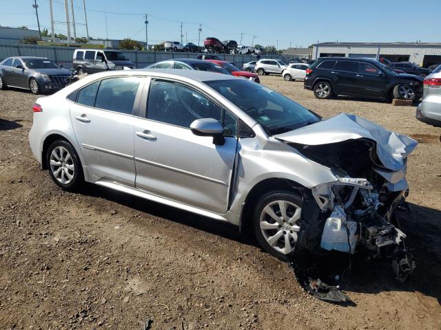 5YFEPMAE6MP160317 - 2021 TOYOTA COROLLA LE 银色 照片 4