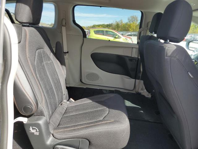 2C4RC1FG9JR279447 - 2018 CHRYSLER PACIFICA TOURING PLUS رمادي صورة 11