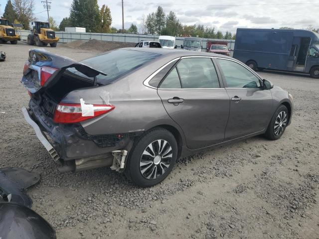 4T1BF1FK7GU194322 - 2016 TOYT CAMRY LE GRAY photo 3