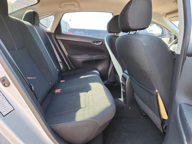 3N1AB7AP6JY277264 - 2018 NISSAN SENTRA S SILVER photo 10