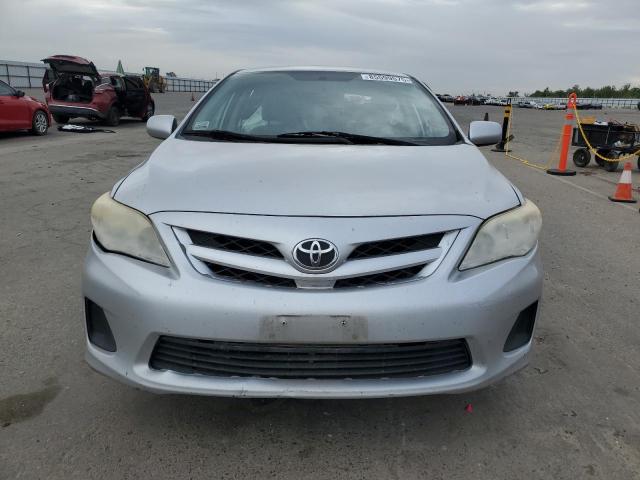 JTDBU4EE8DJ115969 - 2013 TOYOTA COROLLA BASE Gümüş fotoğraf 5