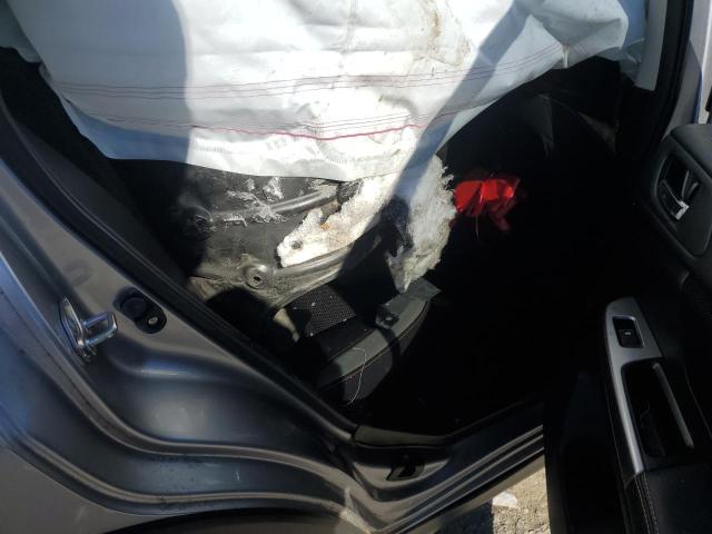 JF2GPABC1G8344974 - 2016 SUBARU CROSSTREK PREMIUM SILVER photo 10