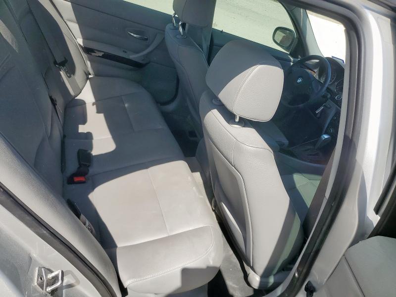 WBAPH7G5XBNN05239 - 2011 BMW 328 I SILVER photo 10