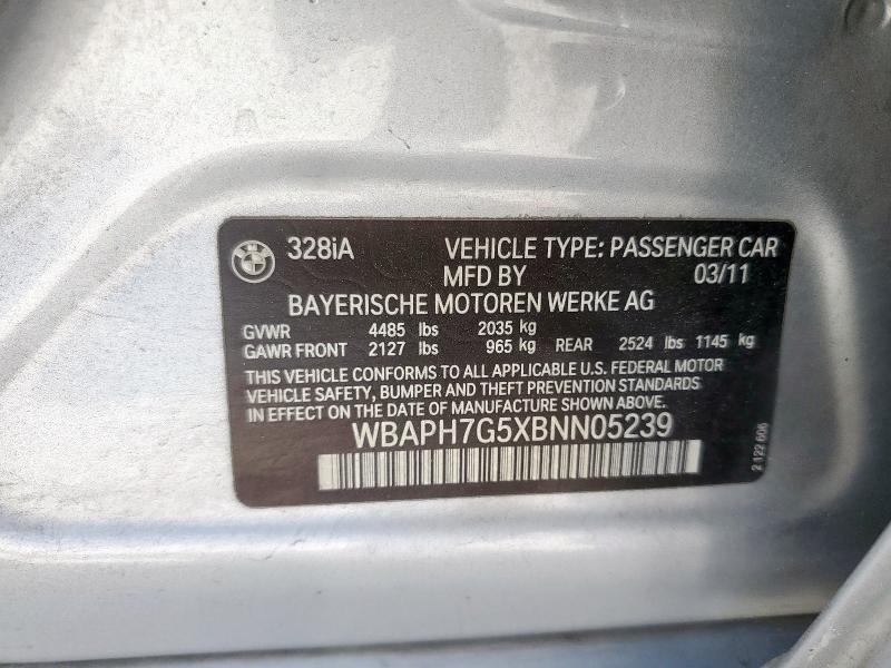 WBAPH7G5XBNN05239 - 2011 BMW 328 I SILVER photo 12