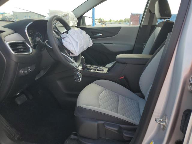 2GNAXHEV9J6320257 - 2018 CHEVROLET EQUINOX LS SILVER photo 7