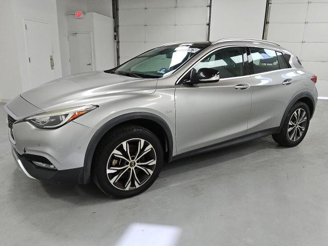 2017 INFINITI QX30 BASE, 