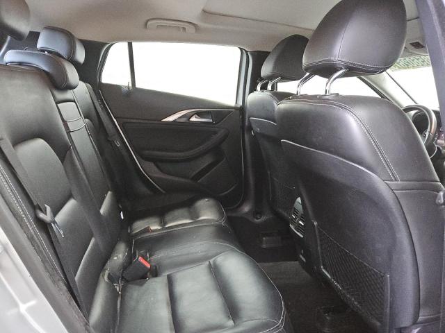 SJKCH5CR6HA026022 - 2017 INFINITI QX30 BASE SILVER photo 11