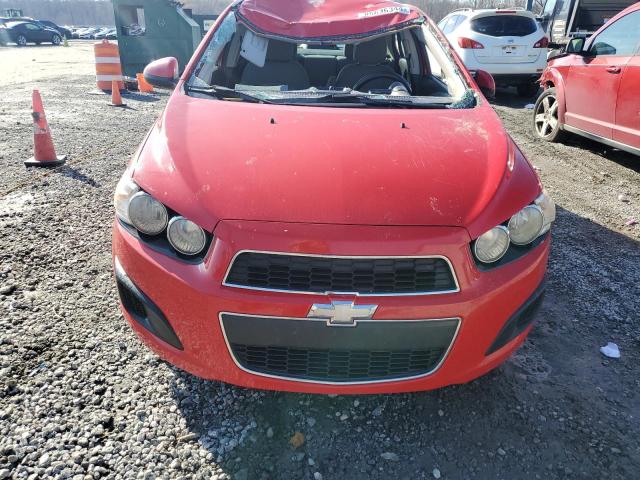 1G1JA5SH5E4155945 - 2014 CHEVROLET SONIC LS RED photo 5