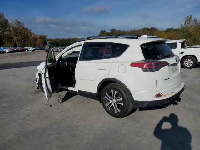 JTMBFREV7GJ078375 - 2016 TOYOTA RAV4 LE WHITE photo 2