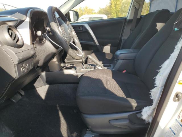 JTMBFREV7GJ078375 - 2016 TOYOTA RAV4 LE WHITE photo 7