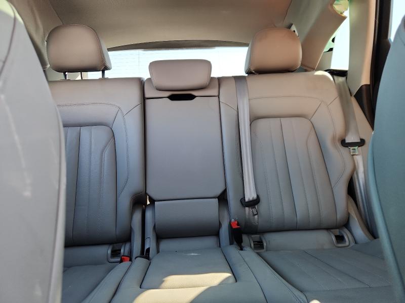 WA1BNAFY4J2129405 - 2018 AUDI Q5 PREMIUM PLUS RED photo 10