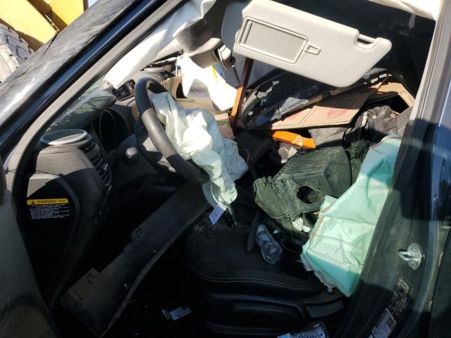 KNDJP3A50G7280838 - 2016 KIA SOUL + GRAY photo 7