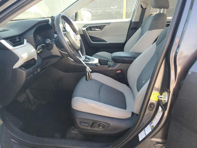 2T3RWRFV3LW068354 - 2020 TOYOTA RAV4 XLE ნაცრისფერი ფოტო 7