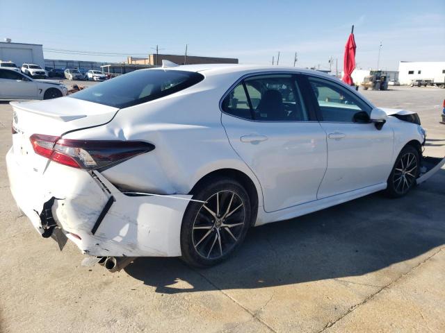 4T1G11AK4PU779726 - 2023 TOYOTA CAMRY SE NIGHT SHADE WHITE photo 3