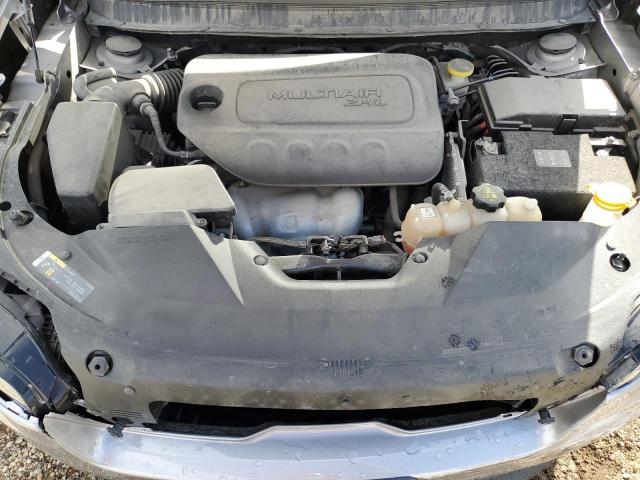 1C4PJLCB6KD246993 - 2019 JEEP CHEROKEE LATITUDE Silber Foto 12