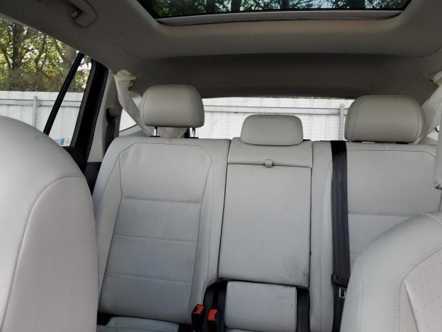 3VV2B7AX6JM026089 - 2018 VOLKSWAGEN TIGUAN SE BLACK photo 10