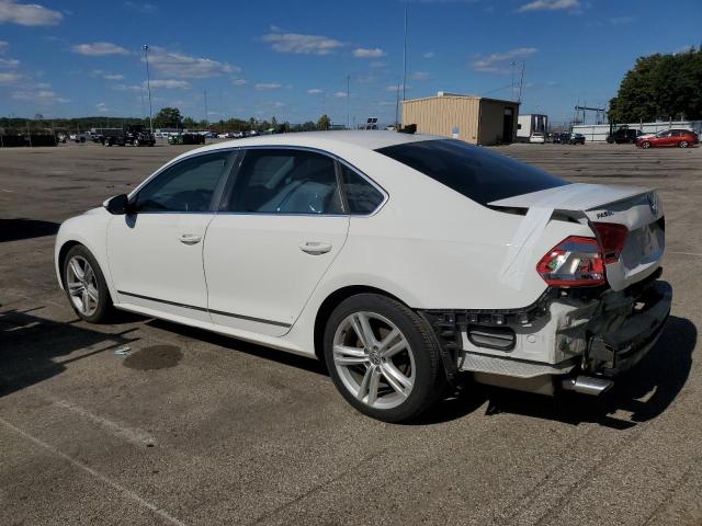 1VWCM7A36CC011975 - 2012 VOLKSWAGEN PASSAT SEL 白色 照片 2