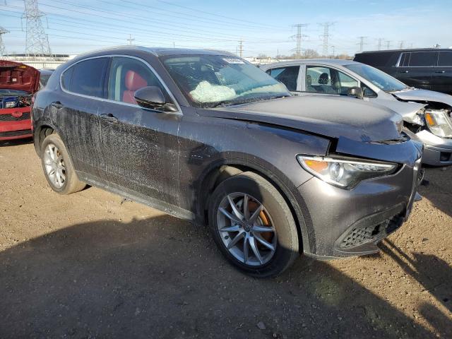 ZASPAKBN0K7C56432 - 2019 ALFA ROMEO STELVIO TI GRAY photo 4