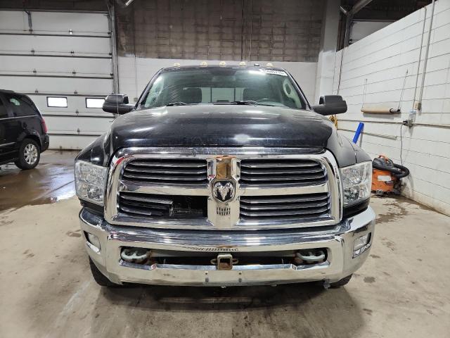 3C6UR5JL8EG110415 - 2014 RAM 2500 SLT 黑色 照片 5