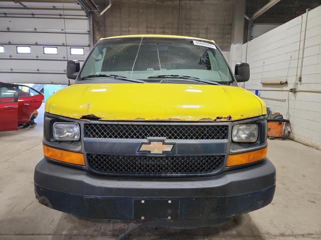 1GCZGUCG2B1113125 - 2011 CHEVROLET EXPRESS G3 YELLOW photo 5