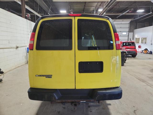 1GCZGUCG2B1113125 - 2011 CHEVROLET EXPRESS G3 YELLOW photo 6