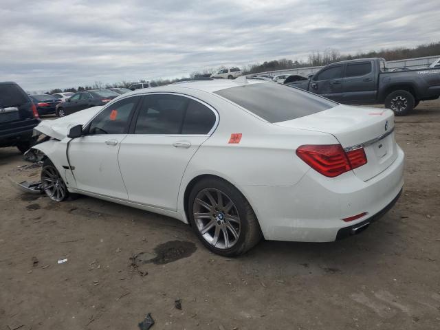 WBAKC6C52CC396698 - 2012 BMW ALPINA B7 XI WHITE photo 2