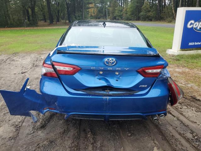4T1B61HK0JU147072 - 2018 TOYOTA CAMRY XSE 蓝色 照片 6