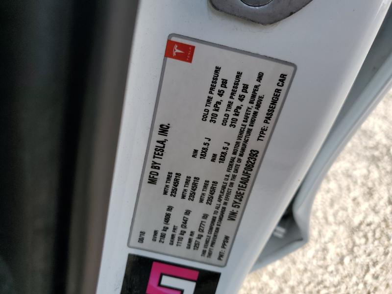 5YJ3E1EA0JF062393 - 2018 TESLA MODEL 3 Blanco foto 12