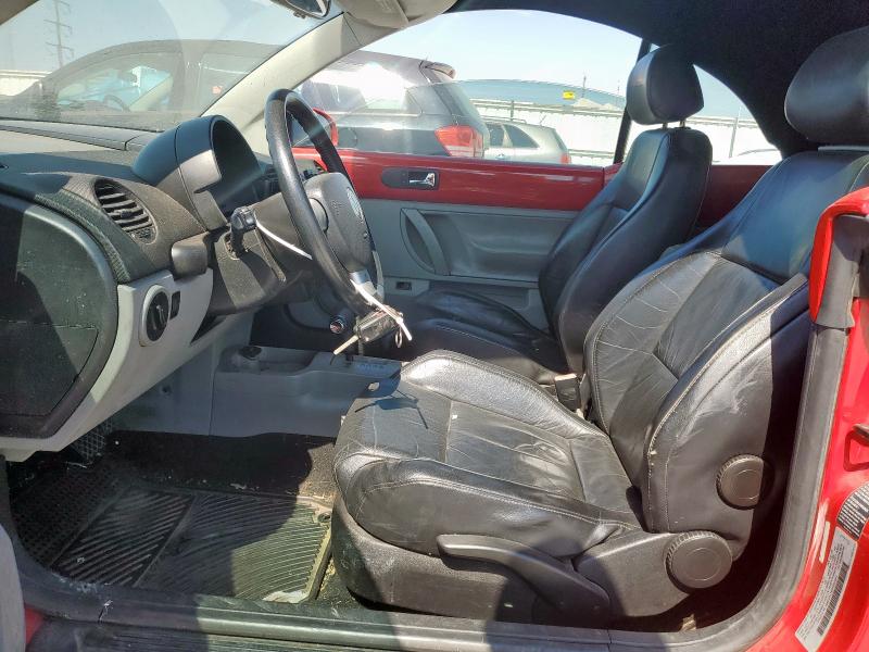 3VWCD31Y65M357563 - 2005 VOLKSWAGEN NEW BEETLE GLS 红色 照片 7