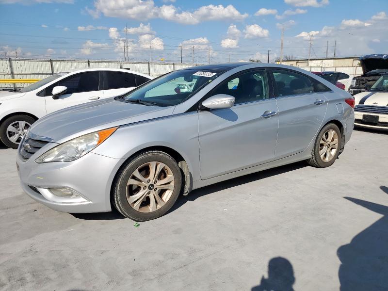 2012 HYUNDAI SONATA SE, 