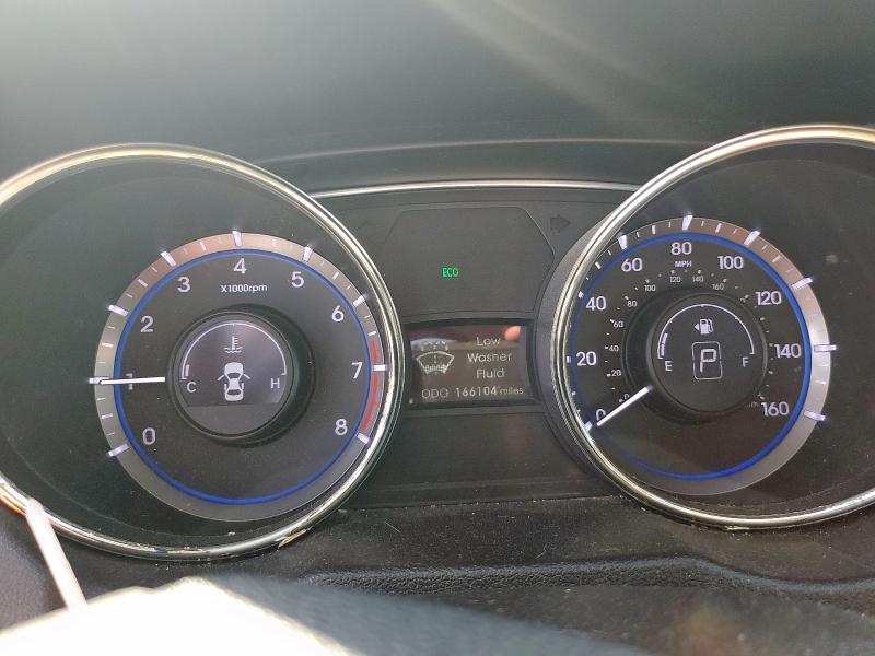 5NPEC4AC0CH371809 - 2012 HYUNDAI SONATA SE SILVER photo 9