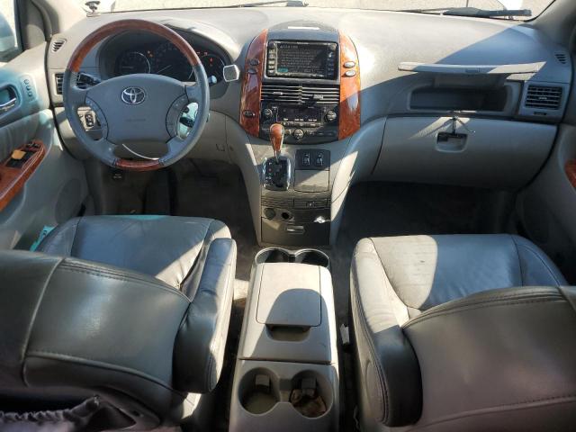 5TDBK22C87S005377 - 2007 TOYOTA SIENNA XLE WHITE photo 8