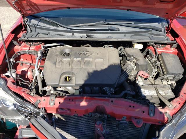 5YFBURHE9JP784882 - 2018 TOYOTA COROLLA L Qırmızı foto 11