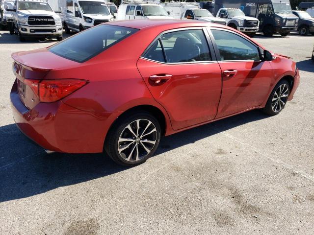 5YFBURHE9JP784882 - 2018 TOYOTA COROLLA L Qırmızı foto 3