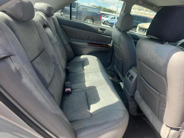 4T1BE32KX4U886073 - 2004 TOYOTA CAMRY LE SILVER photo 10