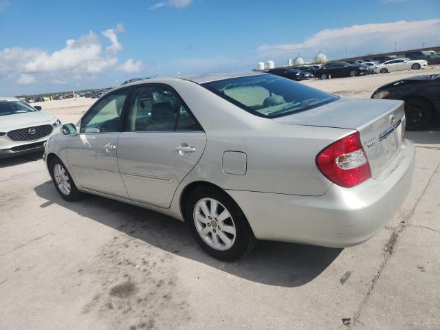 4T1BE32KX4U886073 - 2004 TOYOTA CAMRY LE SILVER photo 2