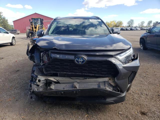 2T3RWRFV9PW168013 - 2023 TOYOTA RAV4 XLE ნაცრისფერი ფოტო 5