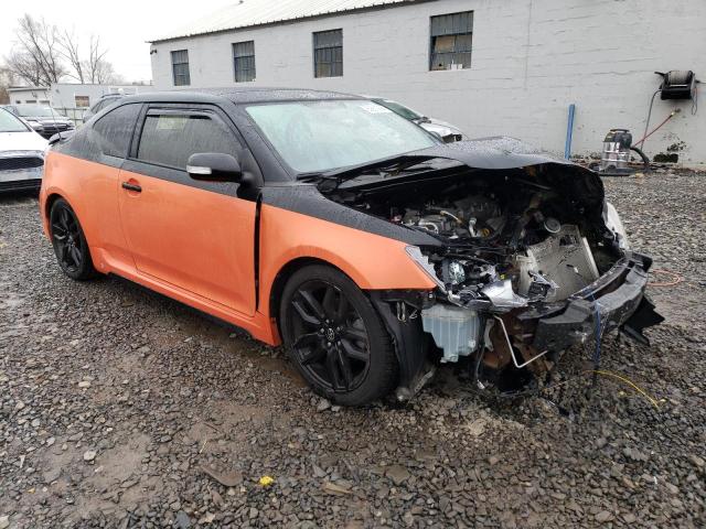 JTKJF5C73FJ007903 - 2015 TOYOTA SCION TC ორფეროვანი ფოტო 4