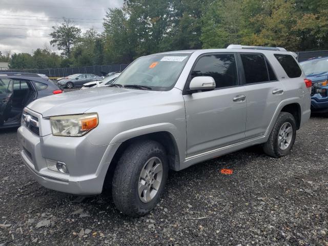 2010 TOYOTA 4RUNNER SR5, 