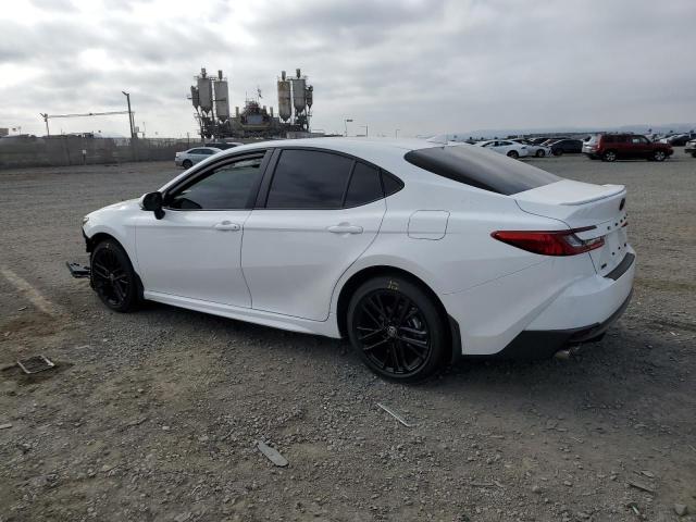4T1DAACK2SU194300 - 2025 TOYOTA CAMRY XSE WHITE photo 2