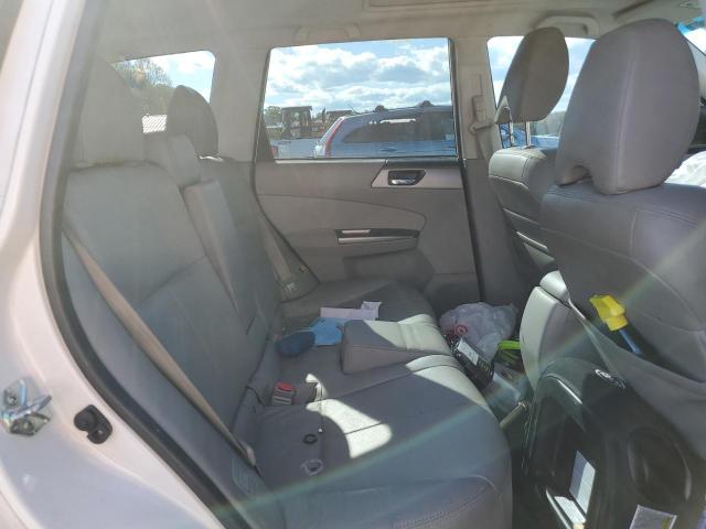 JF2SHAECXBH746651 - 2011 SUBARU FORESTER LIMITED WHITE photo 10