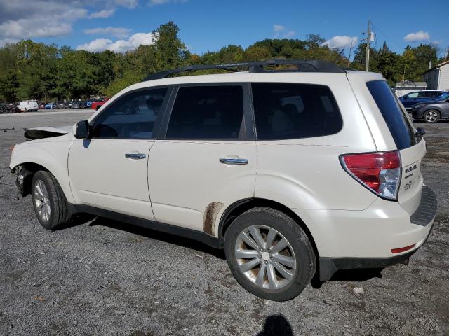 JF2SHAECXBH746651 - 2011 SUBARU FORESTER LIMITED WHITE photo 2