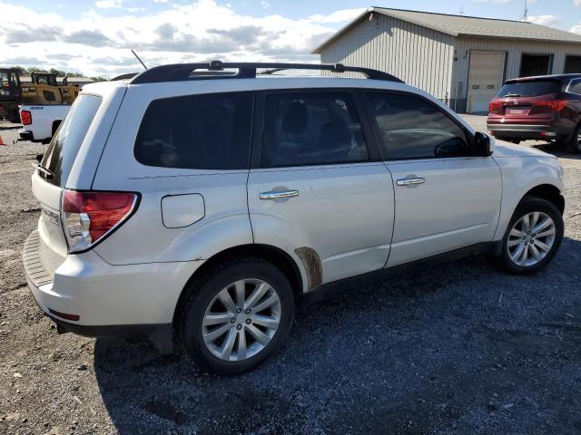 JF2SHAECXBH746651 - 2011 SUBARU FORESTER LIMITED WHITE photo 3