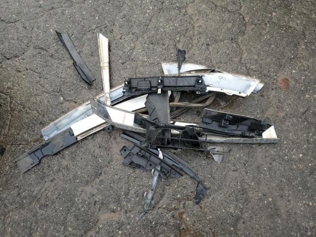 19XZE4F51KE029813 - 2019 HONDA INSIGHT EX WHITE photo 12