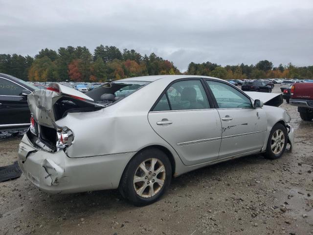 4T1BF30K15U082567 - 2005 TOYOTA CAMRY LE SILVER photo 3